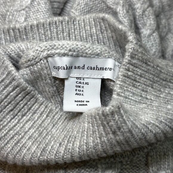 Cupcakes and Cashmere Cable Knit Sweater Vest Mock Neck Grey Size Large - Picture 3 of 3